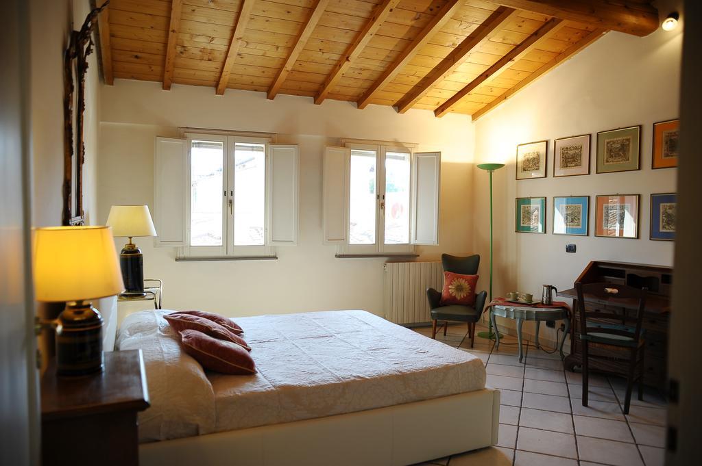 My Sweet Home In S. Frediano Florenz Zimmer foto